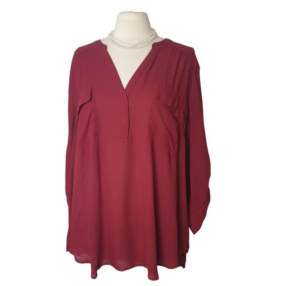 Torrid Harper Tunic Sz 4 Red Chic Blouse Tab Sleeves Holiday Flowy Elegant - Picture 2 of 7